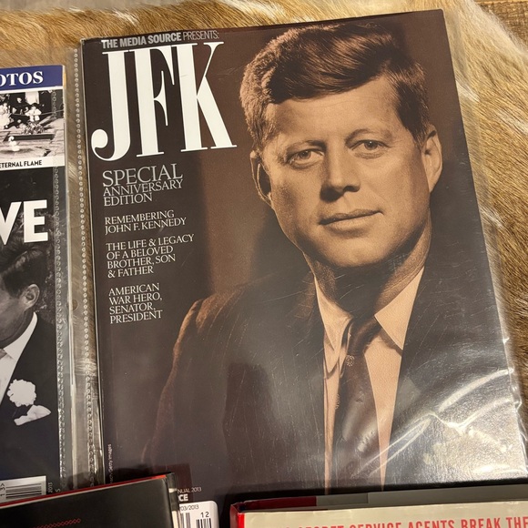 Lot of 10 Historical Books Kennedy Political JFK Jacqueline Kennedy - Picture 5 of 12